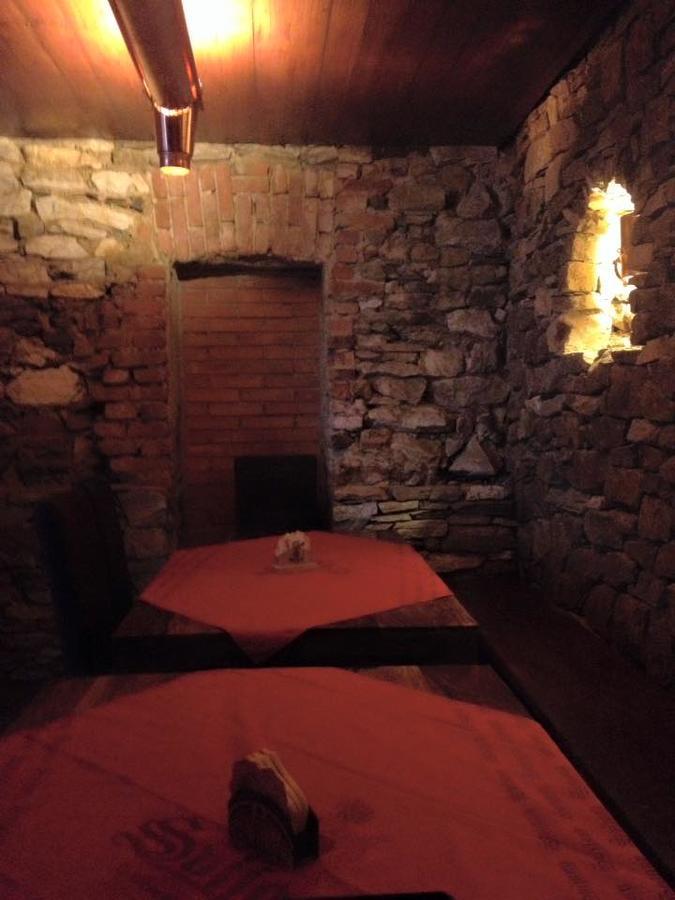Penzion Na Zastávce Cesky Sternberk Exterior foto